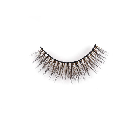 Our Coco Bombay Collection of Vegan Mink lashes in an invisible magnetic band features Luxelash™ technology which replicates the look and feel of traditional mink hairs so your get luxurious lashes but in vegan form. Adding unbelievable length, volume and definition to your lashes, these Bombay lashes will definitely standout in a crowd.  Incredibly comfortable | incredibly flashy | incredibly Luxe